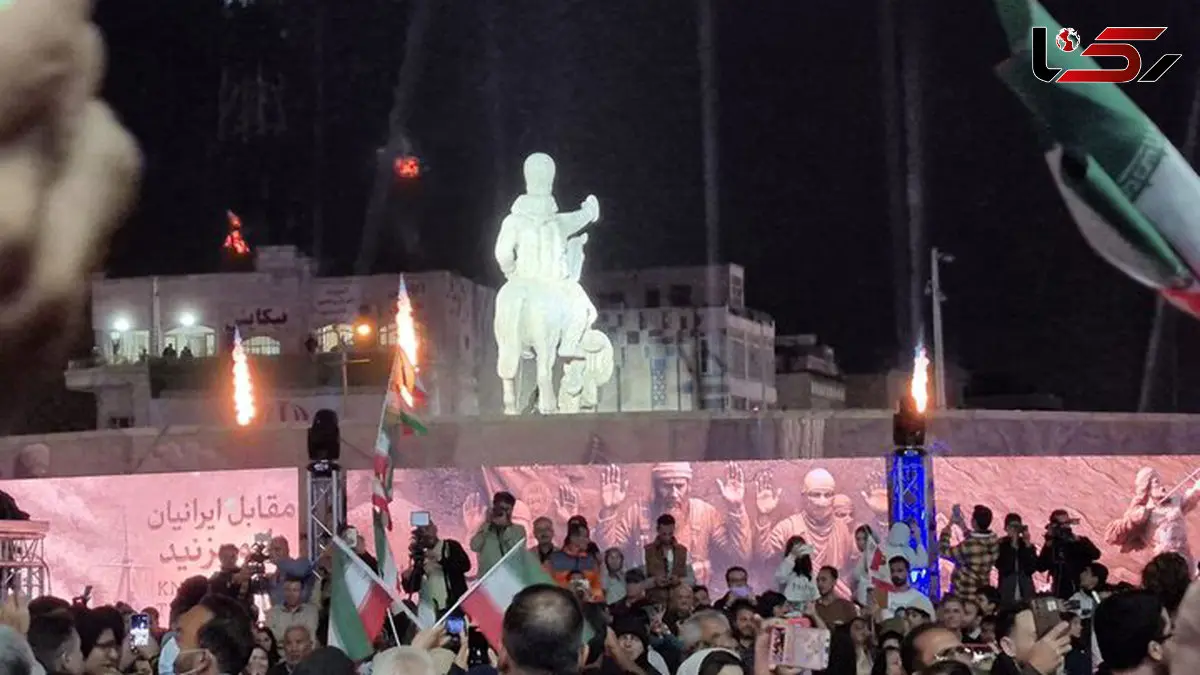 رونمایی از مجسمه والرین / مجسمه‌ای برای یادآوری اینکه ایران هرگز زانو نمی‌زند + فیلم 