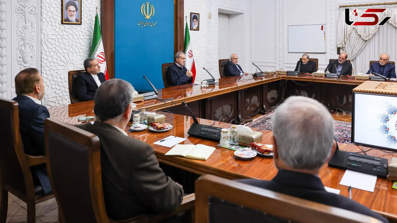 پزشکیان: سیاست خارجی را در چارچوب رویکردهای نظام پیش خواهیم برد/ عرصه مواجهه با آمریکا را خودمان مدیریت کنیم