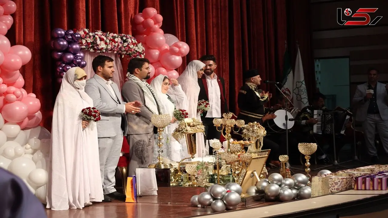 برگزاری مراسم عقد سه زوج از رادیو تهران 