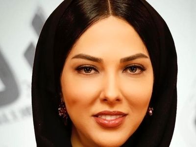 نگاهی به ماشین هوش پران و لاکچری لیلا اوتادی   با تیپ ... و عینک خلبانی