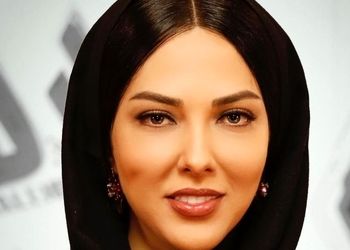 نگاهی به ماشین هوش پران و لاکچری لیلا اوتادی   با تیپ ... و عینک خلبانی
