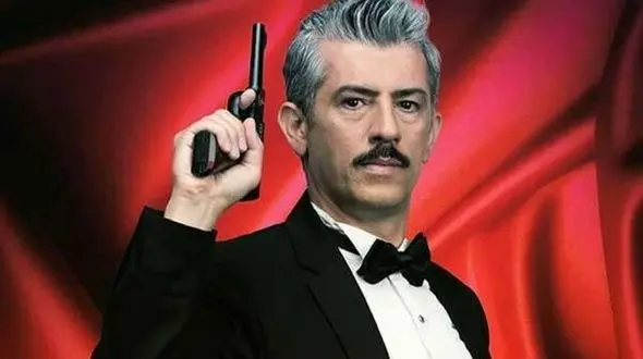 تصویر دیده نشده از همسر و دوقلوهای سیروس همتی بازیگر ! / خانم دکتر و دختران زیبایش را ببینید !