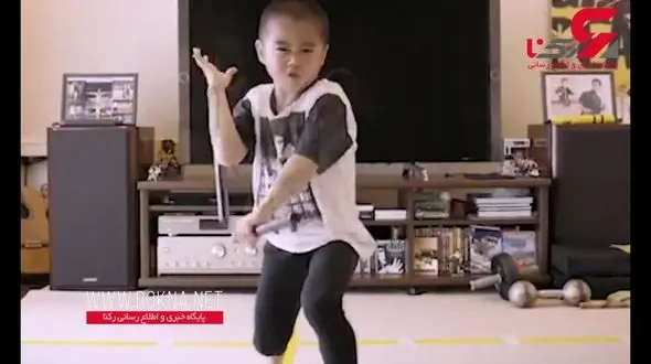 بروس لی کوچک دنیا را با ویدیوهایش متحیر کرده است + تصویر