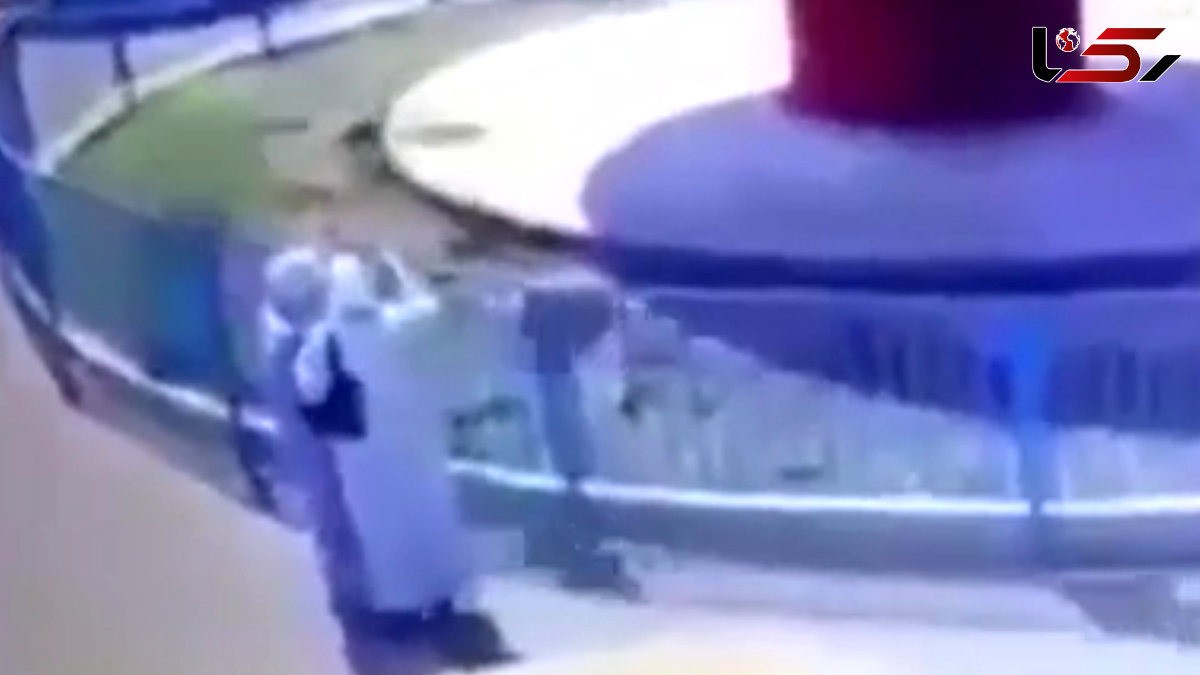 فیلم حادثه عجیب پرتاب یک دختر از تاب شهر بازی 