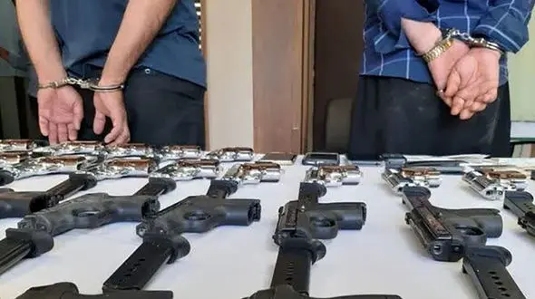 یک باند قاچاق سلاح در کرمانشاه دستگیر شد