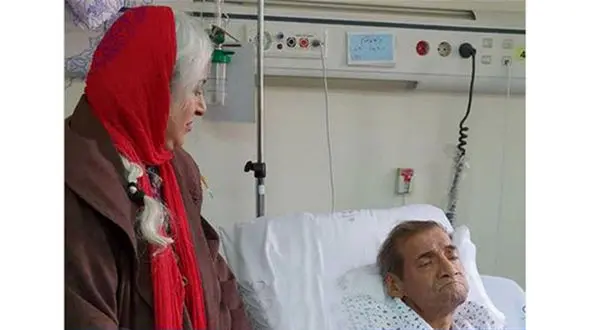 پرستاری فرحناز منافی از محب اهری پس از ۱۸ سال جدایی +عکس
