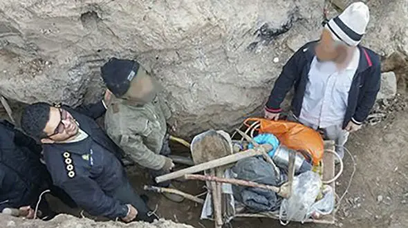 دستگیری 3 گنج یاب در چنگل های مشهد