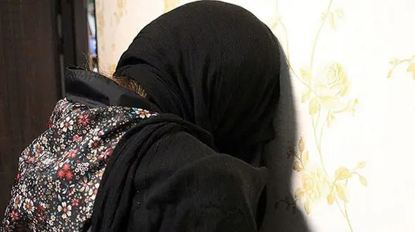 فرار دختر ثروتمند از زندگی حسرت انگیز / همه شوکه شدند + جزییات