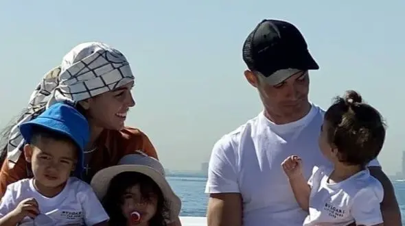 جورجینا قبل خواستگاری رونالدو: از وقتی جنیفر لوپز آهنگ حلقه را منتشر کرد دوستانم همیشه در مورد عروسی با من شوخی می‌کنند اما...