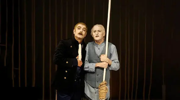 گریم متفاوت مهدی پاکدل در تئاتر برادرش+عکس