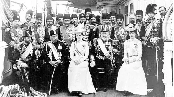 اندازه دامن زنان شاه های ایران + عکس