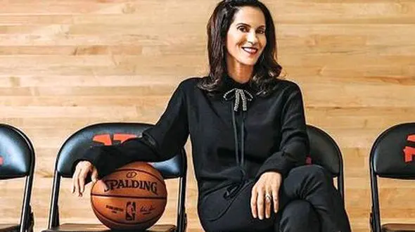 ثروتمندترین بازیگران زن و مرد سینما / یک زن در صدر  !