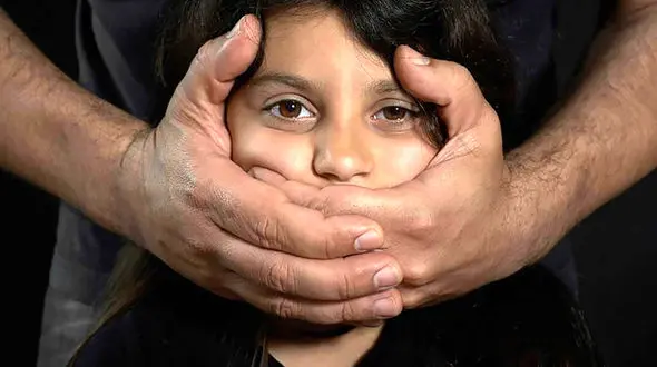 اختلال پدوفیلی چیست؟ دلایل ابتلا و درمان میل جنسی به کودکان