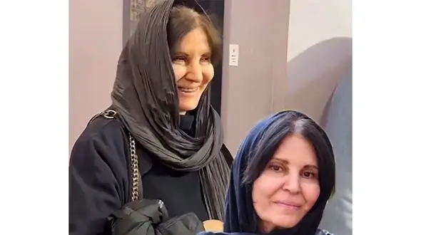 فیلم/ عشوه ها و خجالت گلچهره سجادیه مقابل دوربین/ بازیگر سریال آنام با تغییر چهره و استایل خود ظاهر شد!