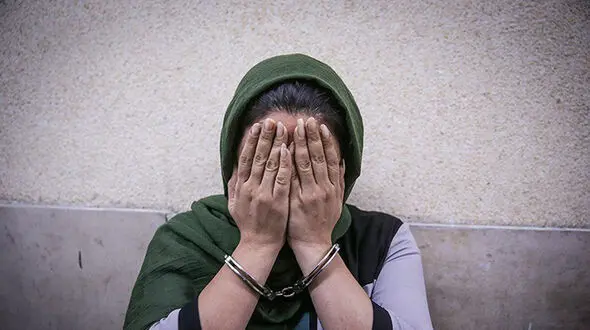 این زن چرا بی آبرو شد ! / ازدواج اشتباه برای فرار از منجلاب فساد !