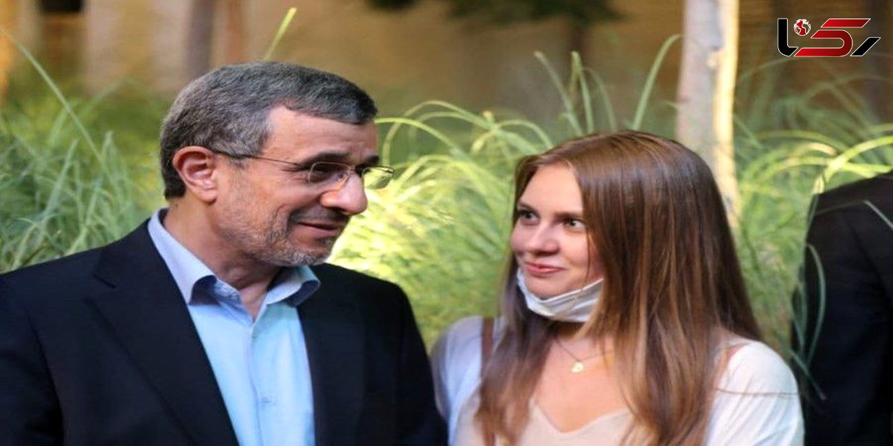 جنجال سلفی زنان با احمدی نژاد  /  در نمایشگاه اکسپوی امارات غوغا شد !