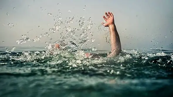 حادثه تلخ در ساحل رامسر / ٣ نوجوان در دریا غرق شدند + فیلم