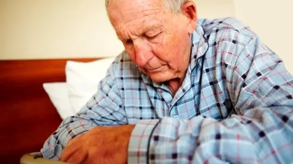 علت اصلی احساس کرختی و سستی در سالمندی