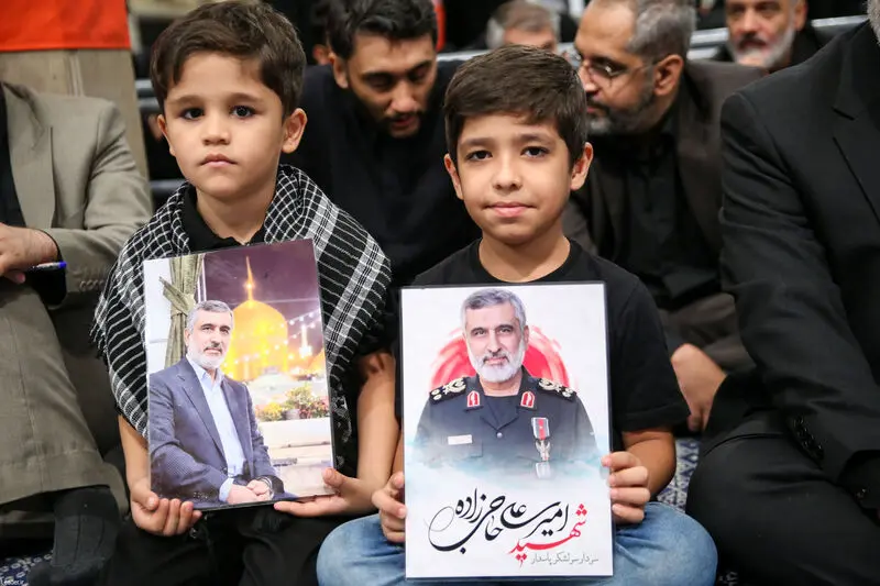 رهبر انقلاب حضرت آیت الله خامنه ای در مراسم بزرگداشت شهدای جنگ تحمیلی اخیر 7-5-1404