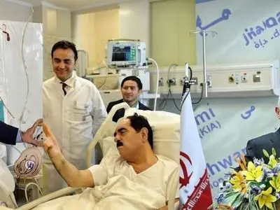 «پروفسور سمیعی» فرشته نجات ابراهیم تالیسس خواننده ترکیه ای لقب گرفت/ دست های پرتوان جراح طراز اول ایرانی دنیا بر روی جمجمه و مغز ابراهیم تاتلیس نتیجه داد