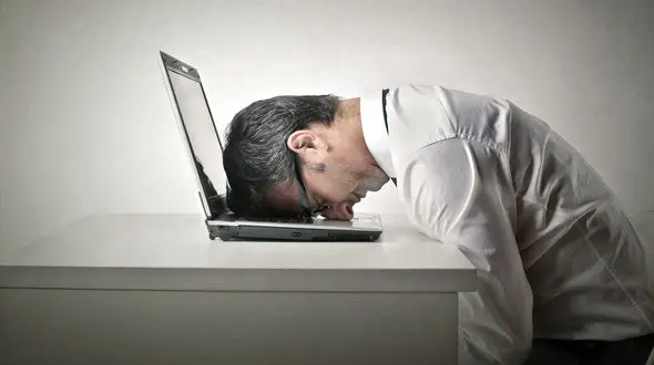 باور کنید هزار سال خواب هم کارساز نیست! / اگه همیشه خسته اید این مطلب را حتما بخوانید 