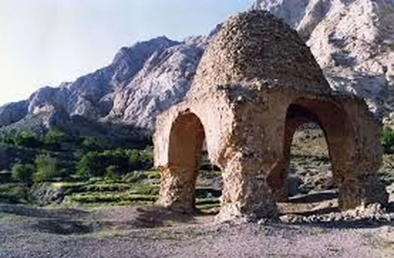 چهارطاقی سِپرو یادگاری از ساسانیان