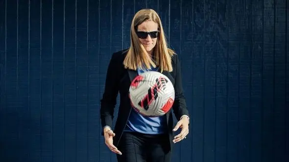 تبریک سیندی پارلو کون به مهدی تاج