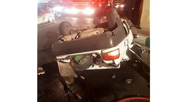 واژگونی خونین پراید در بزرگراه فداییان اسلام / 3 زن و مرد راهی بیمارستان شدند