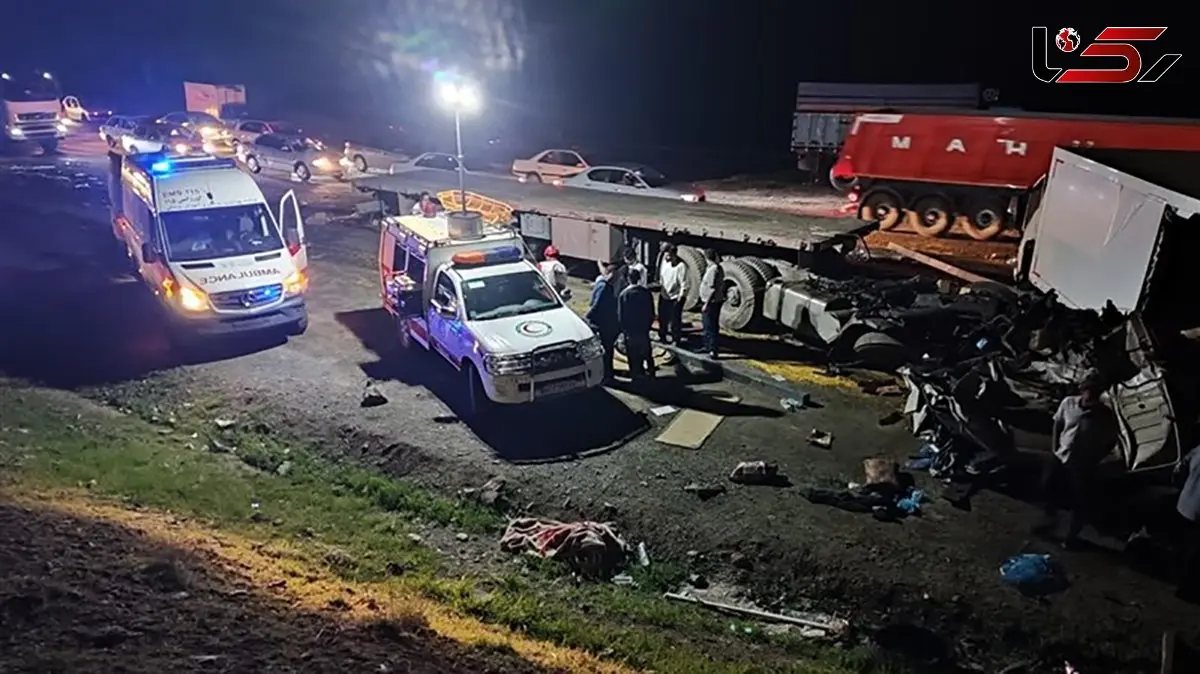 تصادف زنجیره ای  در محور بروجرد - اراک / 8 کشته و مصدوم برجا ماندند