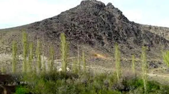 نوجوان ۱۶ ساله در کوه‌های قمصر مفقود شد