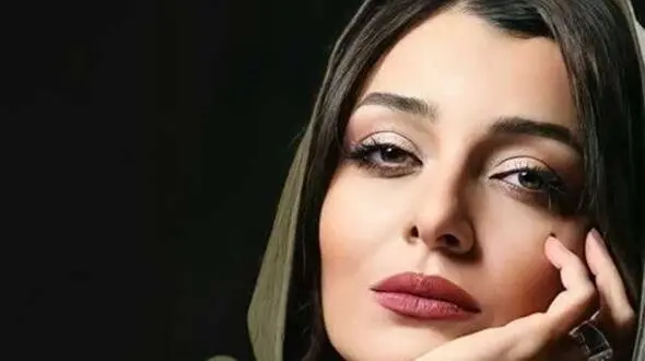 نگاهی به دیزاین هنری خانه لاکچری ساره بیات را با هم ببینیم/ عجب خونه‌ی اصیل و شیکی!