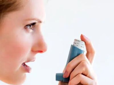 چرا باید بعد از مصرف اسپری دهان خود را بشویید؟