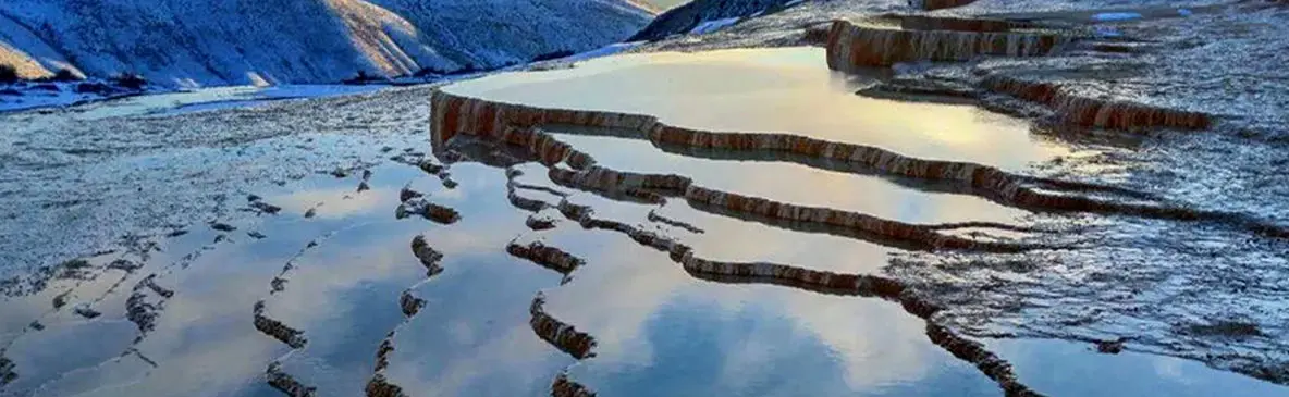 چشمه های پلکانی باداب سورت در برف + فیلم