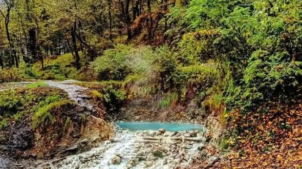 بازدید از چشمه بلیران؛ جواهر پنهان در فصل رنگارنگ پاییز + عکس های زیبا