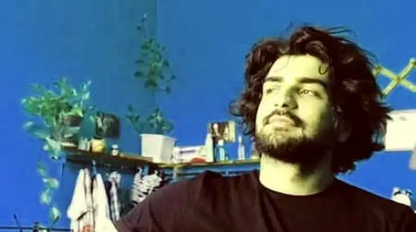 گشتی در خانه باصفا و هنری عرفان طهماسبی، خواننده اهوازی عصر جدید/ چه دستپختی هم داره!