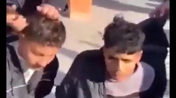 حکم مزاحمت برای دختران دانش آموزدر دولت جولانی این است! + فیلم وحشت در چهره 2  نوجوان !