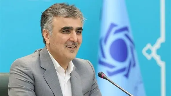 فرزین: قیمت دلار حتماً به قیمت سابق برمی‌ گردد
