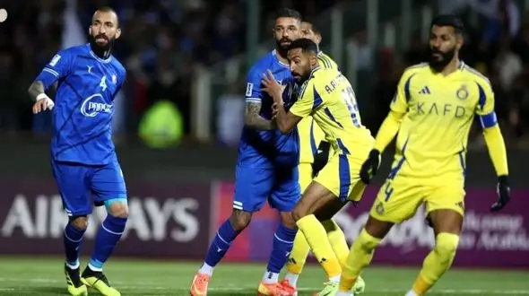 خبر غافلگیرکننده: مدافع استقلال از تیم جدا می شود!