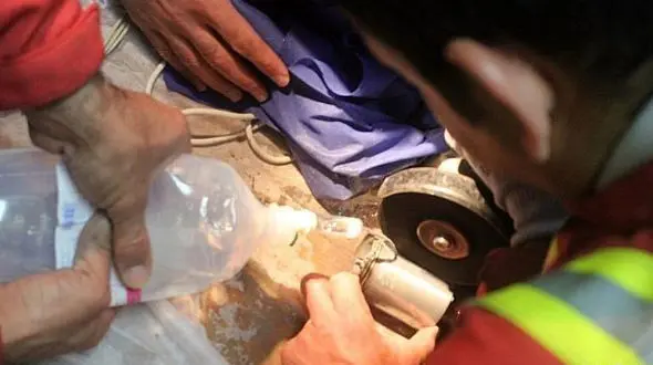 له شدن دست کودک ۲ ساله در چرخ گوشت + تصاویر