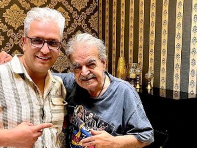 فیلم/ خونه زندگی دوبلکس شاهانه و مجلل حمید لولایی «خشایار سریال زیر آسمان شهر»/سقف تمام شیشه، مبلمان مینیمال، شومینه و کاغذ دیواری طرح سلطنتی، لوستر اعیان و...