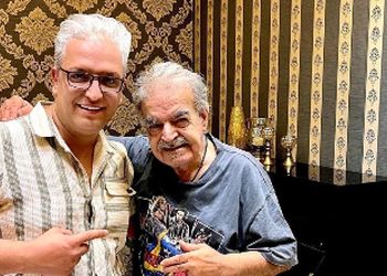 فیلم/ خونه زندگی دوبلکس شاهانه و مجلل حمید لولایی «خشایار سریال زیر آسمان شهر»/سقف تمام شیشه، مبلمان مینیمال، شومینه و کاغذ دیواری طرح سلطنتی، لوستر اعیان و...