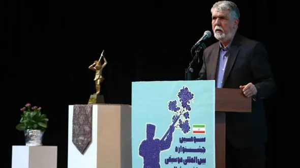 وزیر فرهنگ و ارشاد اسلامی : موسیقی عاشیق‌لار از جلوه‌ های زیبای هنر این سرزمین است