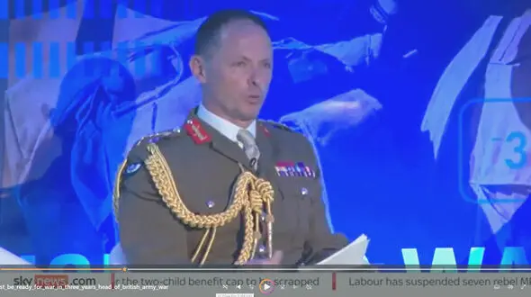 بریتانیا باید تا سه سال دیگر آماده جنگ با ایران باشد!