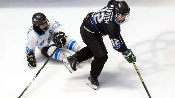 پیشروی مقتدرانه تیم ملی هاکی روی یخ بانوان در آسیا/ صعود به نیمه‌نهایی با 26 گل! + فیلم