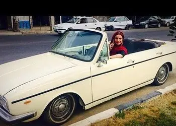 عکس ها / خاطره بازی بازیگران با خودروی پیکان /  از پیکان کروک متین ستوده تا پیکان گوجه ای بهنوش بختیاری و پیکان سیری بهرام افشاری حتی شبنم قلی خانی