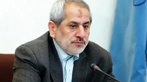  طلافروش فراری معروف تهران پارس در شیراز دستگیر شد / 240 میلیارد تومان بدهی این مرد است