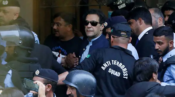 14 سال زندان برای عمرخان و زنش + اتهامات