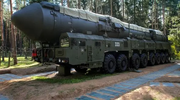 آزمایش 5 موشک قاره پیما