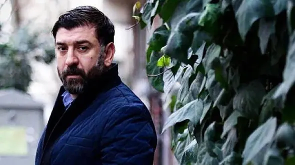 آیا علی انصاریان ازدواج کرده است؟ + جزییات