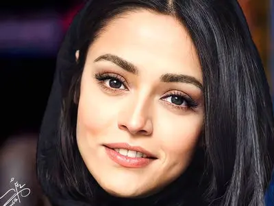 فیلم/ سوگل خلیق از رفتار های غیراخلاقی با خودش پرده برداشت / از برنامه رامبد جوان و عاشقانه های گربه اش صدمات روحی دیدم